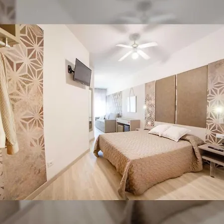 All'orologio - Boutique 카오를레