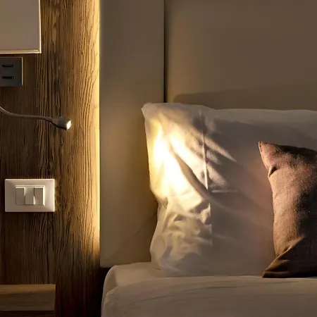 All'orologio - Boutique 3*