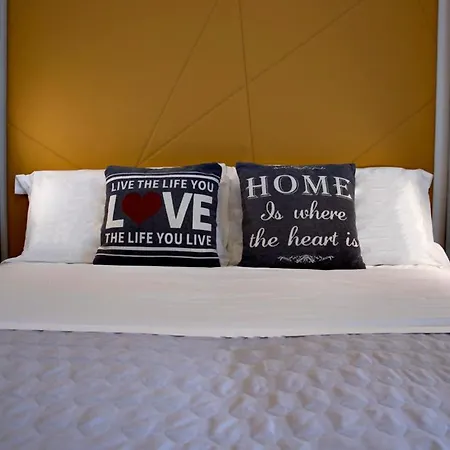 All'orologio - Boutique 3*