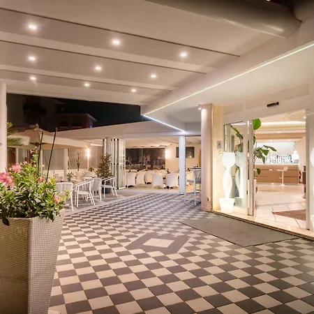 All'orologio 3 Stelle Superior Hotel 3*
